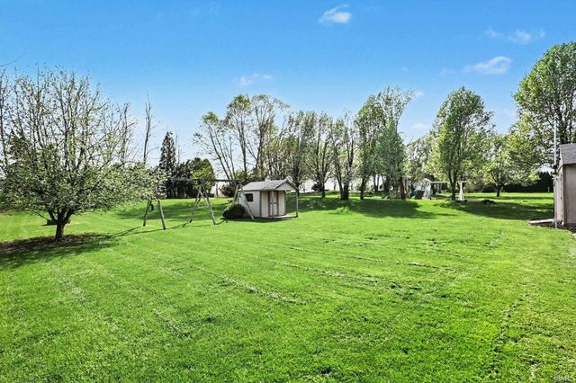 21064 Morning Dove Trail, South Bend, IN 46614