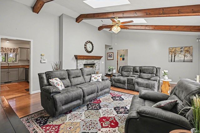 21064 Morning Dove Trail, South Bend, IN 46614