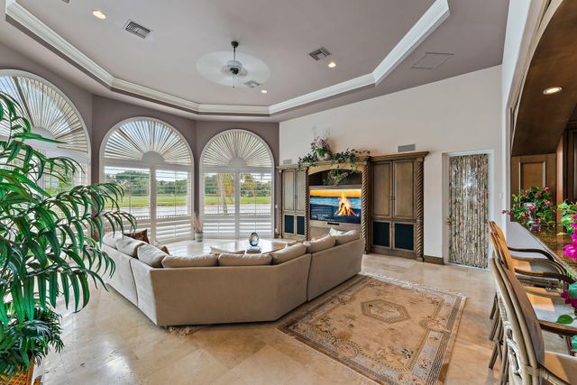 10520 Hawks Landing Terrace, West Palm Beach, FL 33412