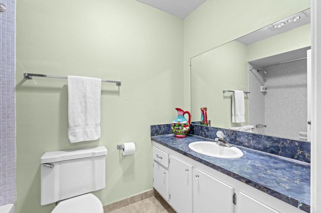3 Greenway Village North N 209, Royal Palm Beach, FL 33411