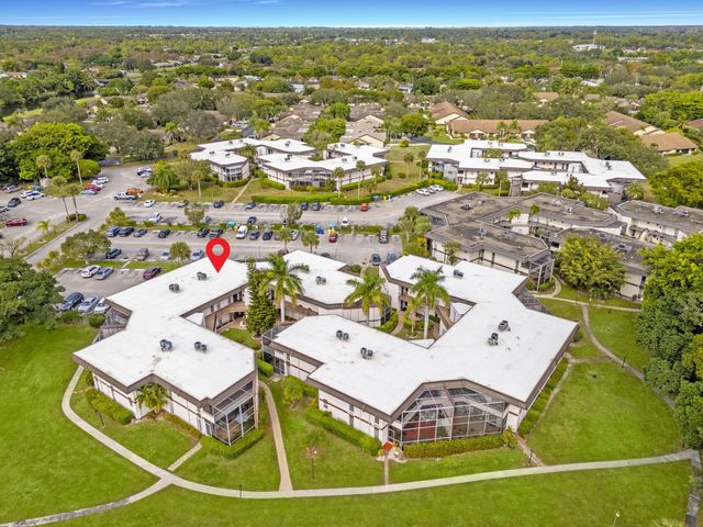 3 Greenway Village North N 209, Royal Palm Beach, FL 33411