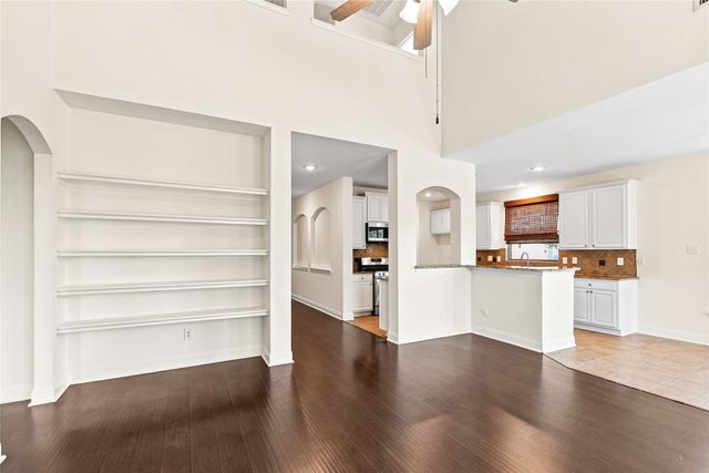 626 Louder Way, Fate, TX 75087