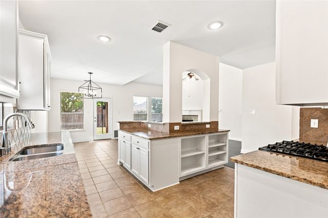 626 Louder Way, Fate, TX 75087