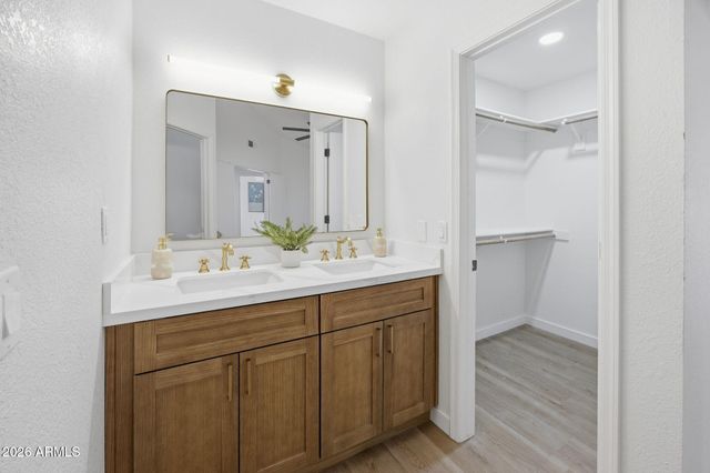 3134 E MCKELLIPS Road 69, Mesa, AZ 85213