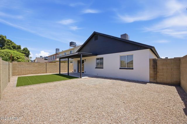 3134 E MCKELLIPS Road 69, Mesa, AZ 85213