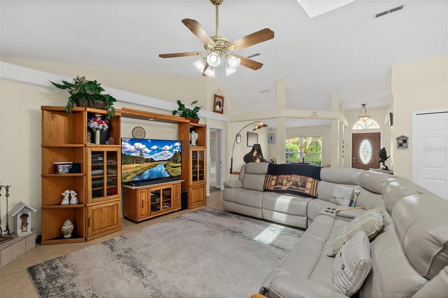 22 EGRET TRAIL, Palm Coast, FL 32164