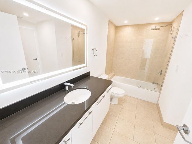 90 SW 3rd Street 3106, Miami, FL 33130