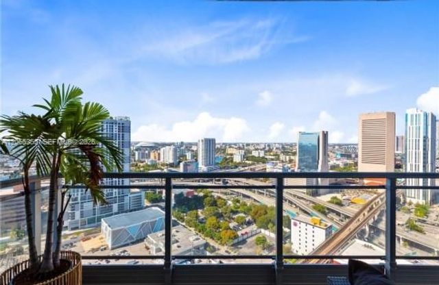 90 SW 3rd Street 3106, Miami, FL 33130