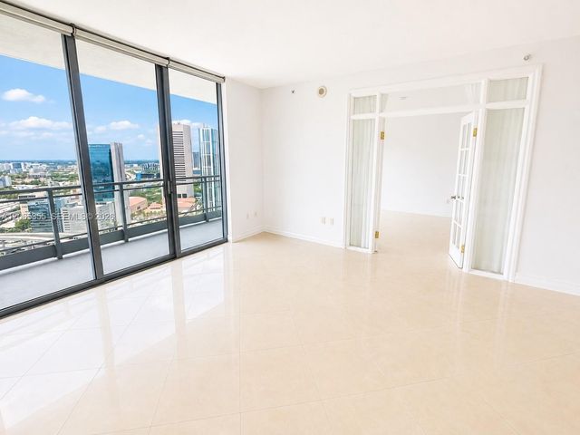 90 SW 3rd Street 3106, Miami, FL 33130