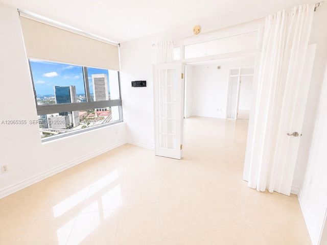90 SW 3rd Street 3106, Miami, FL 33130