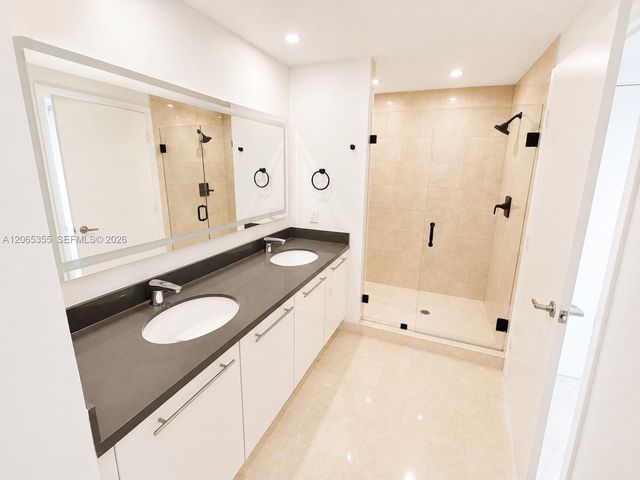 90 SW 3rd Street 3106, Miami, FL 33130