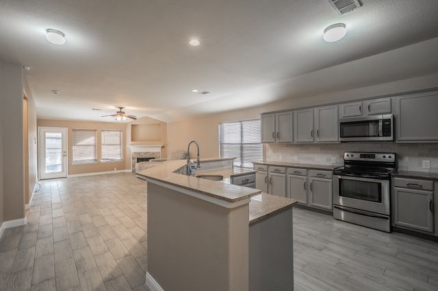 105 Rain Cloud Drive, Waxahachie, TX 75165