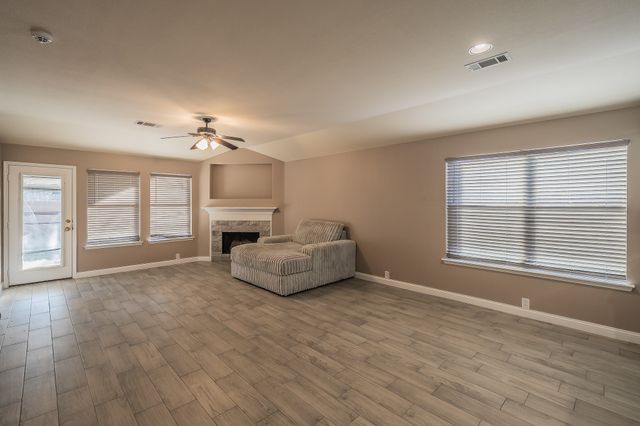 105 Rain Cloud Drive, Waxahachie, TX 75165