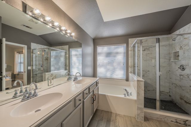 105 Rain Cloud Drive, Waxahachie, TX 75165