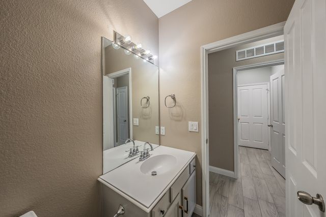 105 Rain Cloud Drive, Waxahachie, TX 75165