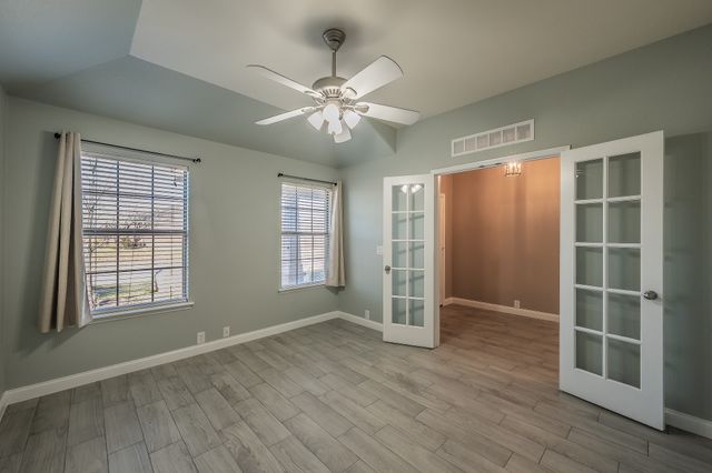 105 Rain Cloud Drive, Waxahachie, TX 75165