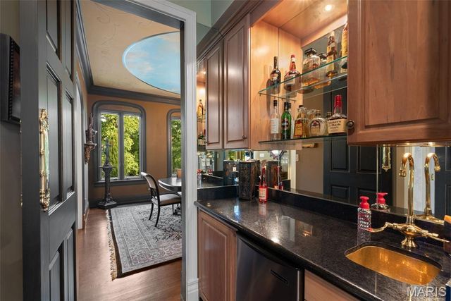 441 Park Road, Webster Groves, MO 63119