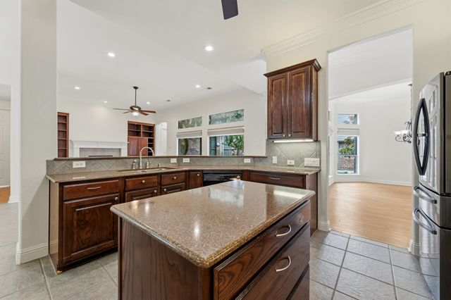 613 Pelican Hills Drive, Fairview, TX 75069