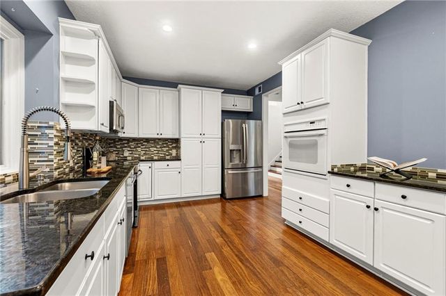 12705 W 125th Street, Overland Park, KS 66213