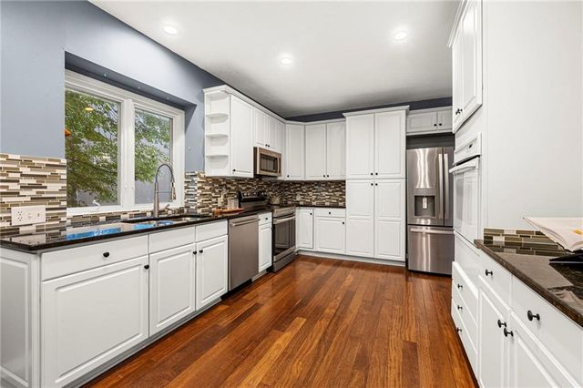 12705 W 125th Street, Overland Park, KS 66213