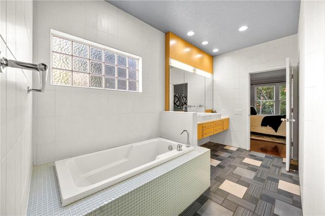 12705 W 125th Street, Overland Park, KS 66213