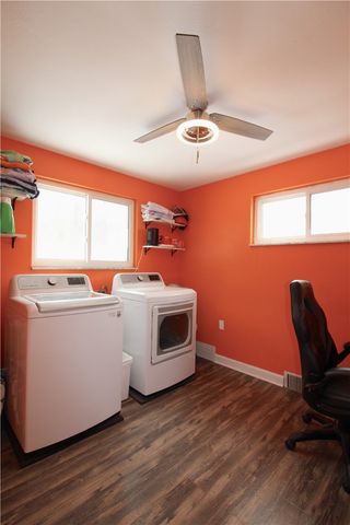 5877 Pleasant St, South Park, PA 15129