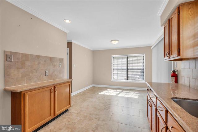 146 CROWN PRINCE DR, Marlton, NJ 08053