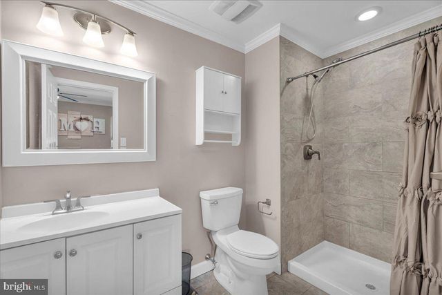 146 CROWN PRINCE DR, Marlton, NJ 08053