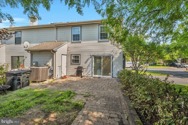 146 CROWN PRINCE DR, Marlton, NJ 08053