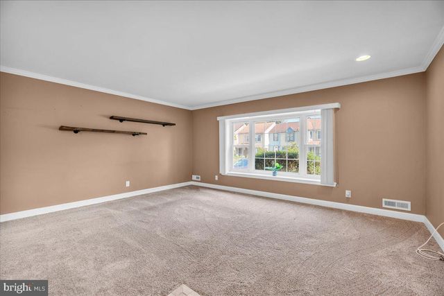 146 CROWN PRINCE DR, Marlton, NJ 08053