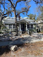 1267 2ND STREET, Sarasota, FL 34236