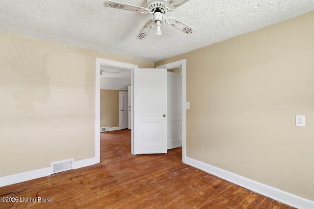 219 West Ave, Mt Washington, KY 40047
