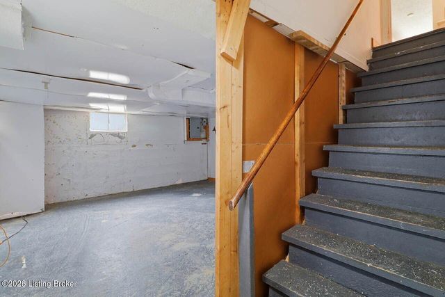 219 West Ave, Mt Washington, KY 40047