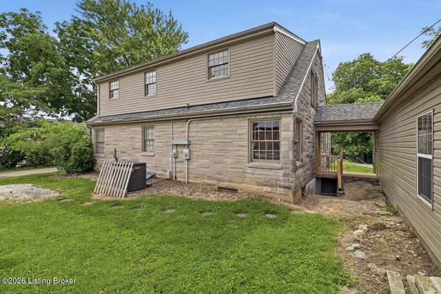 219 West Ave, Mt Washington, KY 40047