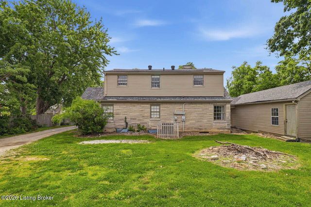219 West Ave, Mt Washington, KY 40047