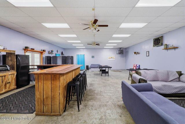 219 West Ave, Mt Washington, KY 40047