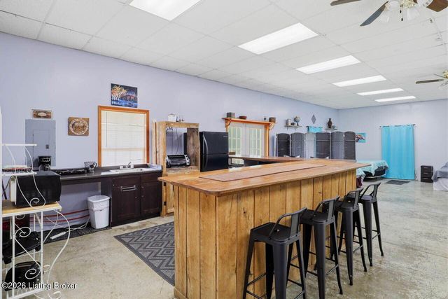219 West Ave, Mt Washington, KY 40047