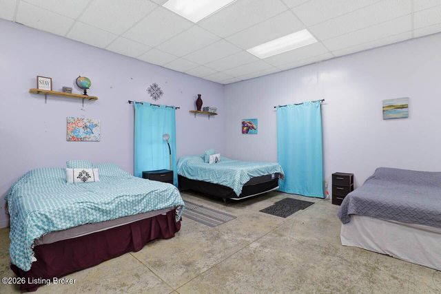 219 West Ave, Mt Washington, KY 40047