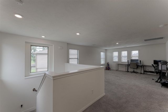 622 Coyote Canyon Court, Magnolia, TX 77354