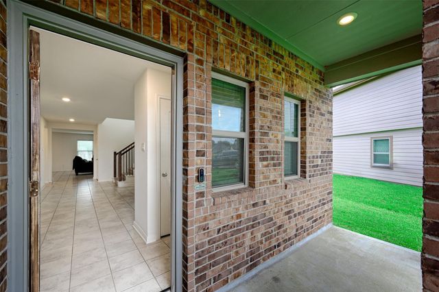 622 Coyote Canyon Court, Magnolia, TX 77354