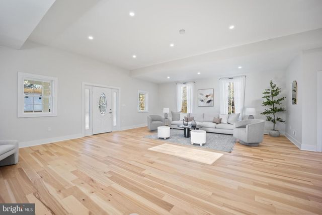 1314 KRESSON, Cherry Hill, NJ 08003