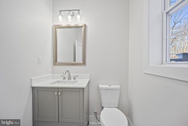 1314 KRESSON, Cherry Hill, NJ 08003