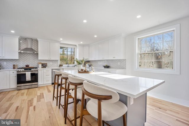 1314 KRESSON, Cherry Hill, NJ 08003