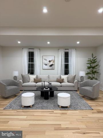 1314 KRESSON, Cherry Hill, NJ 08003