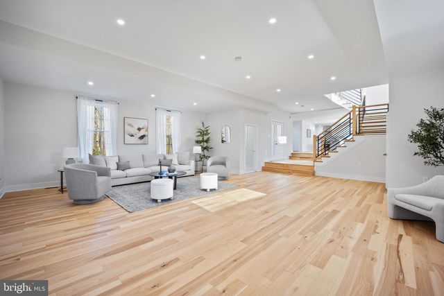 1314 KRESSON, Cherry Hill, NJ 08003