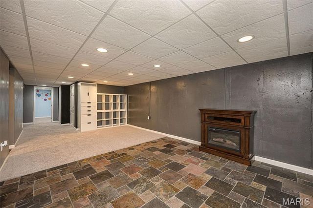 404 Elmwood Drive, St Charles, MO 63301