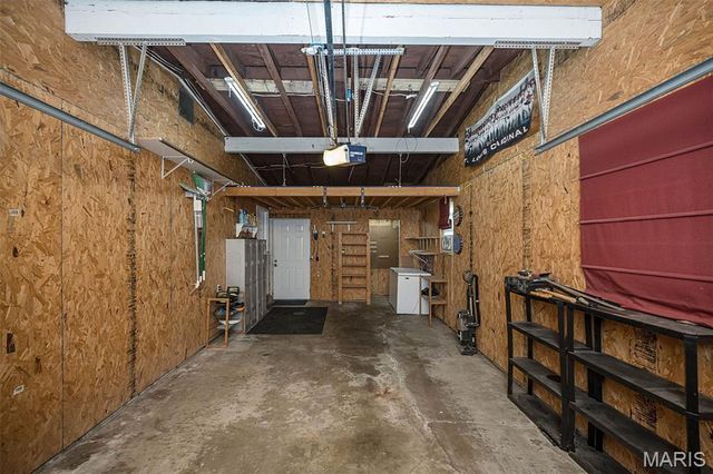 404 Elmwood Drive, St Charles, MO 63301