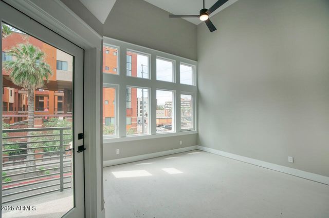 210 W MCKINLEY Street, Phoenix, AZ 85003