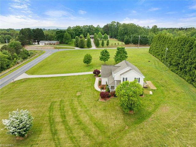 1812 Cadle Ford Road, Mount Airy, NC 27030