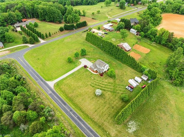 1812 Cadle Ford Road, Mount Airy, NC 27030